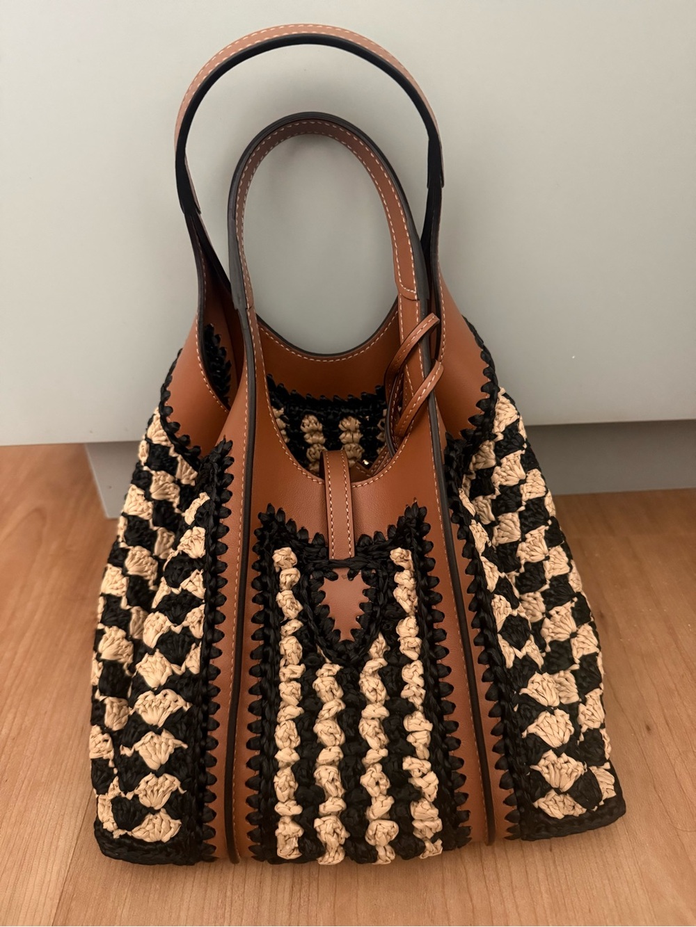 Tod's Mini Shopping Tote Raffia- like new! Never been used! - Picture 6 of 16